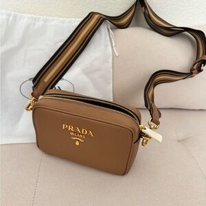 💯 Authentic PRADA NEW Bandoliera crossbody. Beautiful caramel color.